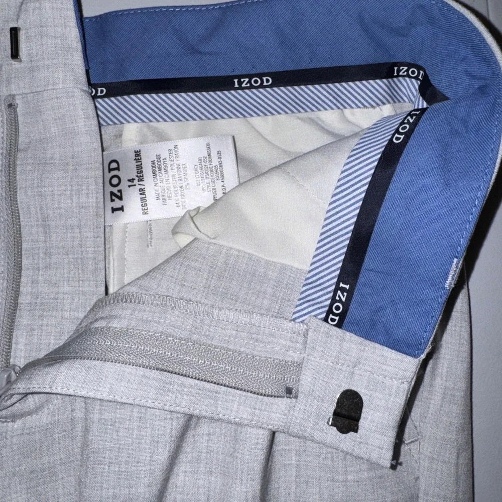 IZOD Dress Pants Kids Size 14 Light Grey Heathered‎ Flat Front Trousers